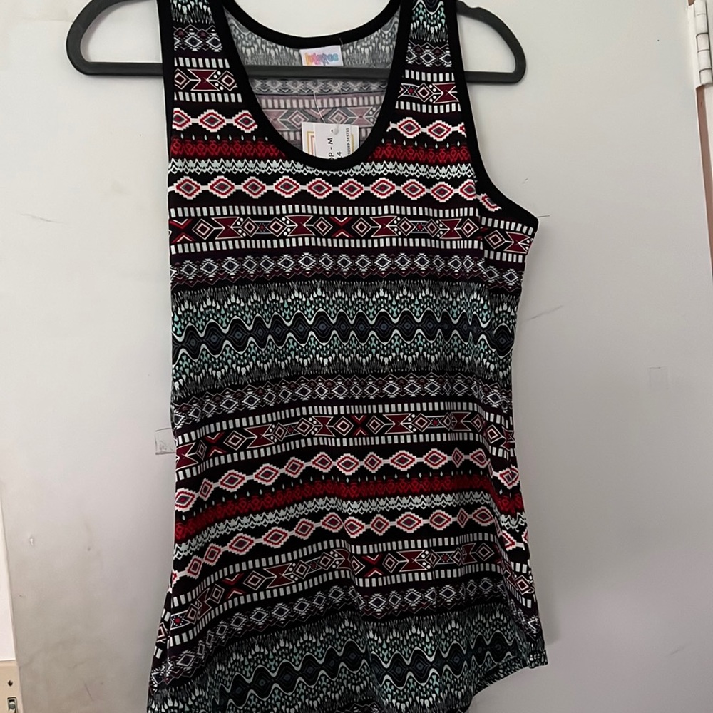 LuLaRoe tank top medium
